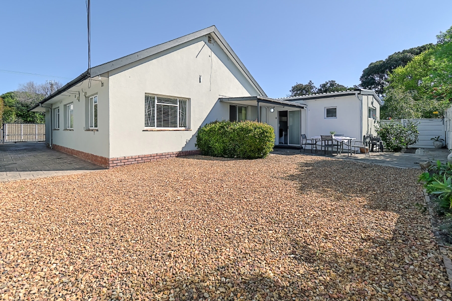 4 Bedroom Property for Sale in Claremont Western Cape